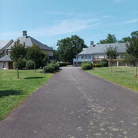 Apartmán Au Pied De La Dordogne Argentat Exteriér fotografie
